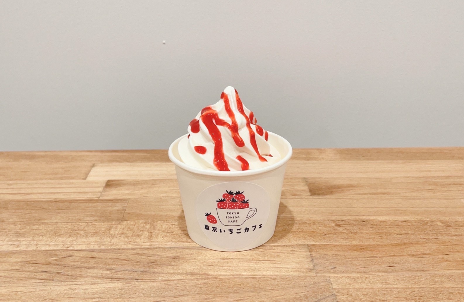 いちごソフトクリーム